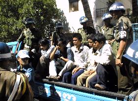 Cambodian demonstrators arrested and taken by truck